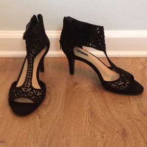 Alex Marie Desirea Black heels